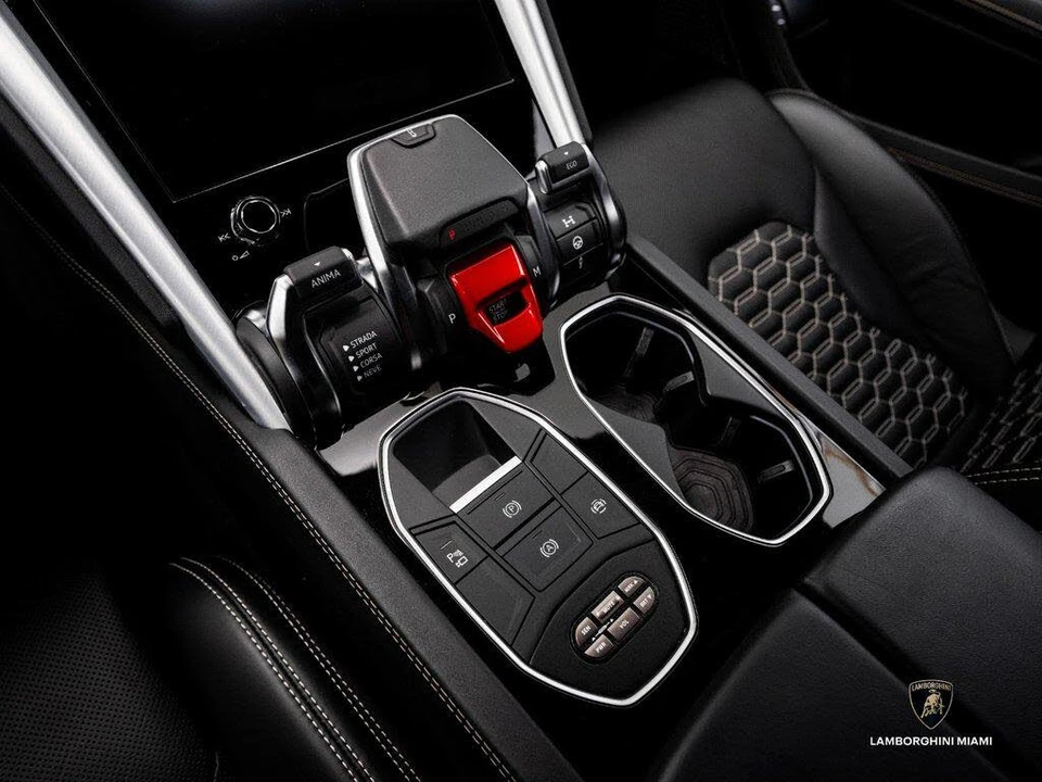 2019 Lamborghini Urus - Image 27 of 31