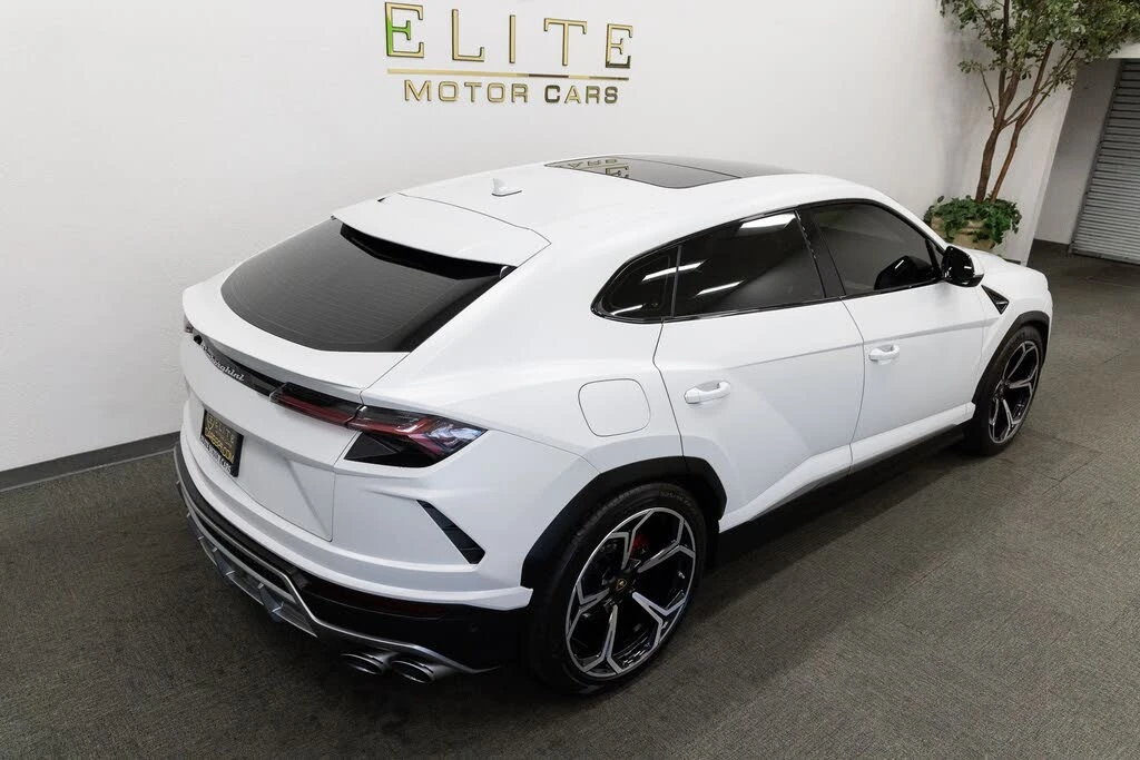 2019 Lamborghini Urus - Image 28 of 31