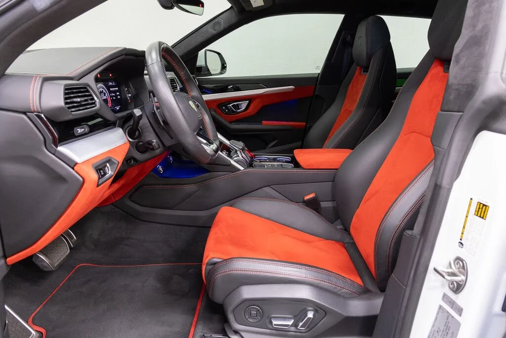 2019 Lamborghini Urus - Image 7 of 31