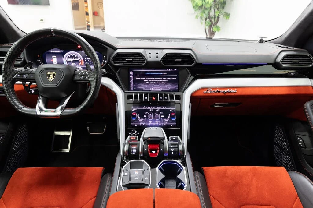 2019 Lamborghini Urus - Image 5 of 31