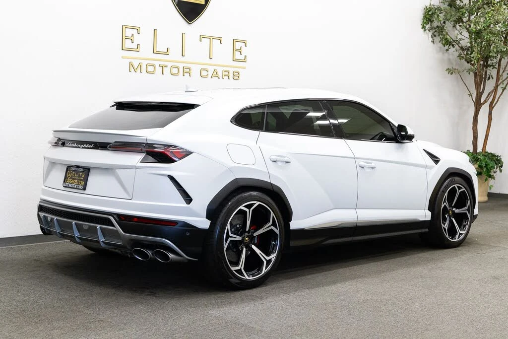 2019 Lamborghini Urus - Image 11 of 31