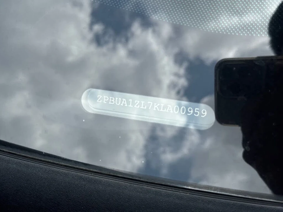 2019 Lamborghini Urus - Image 23 of 23