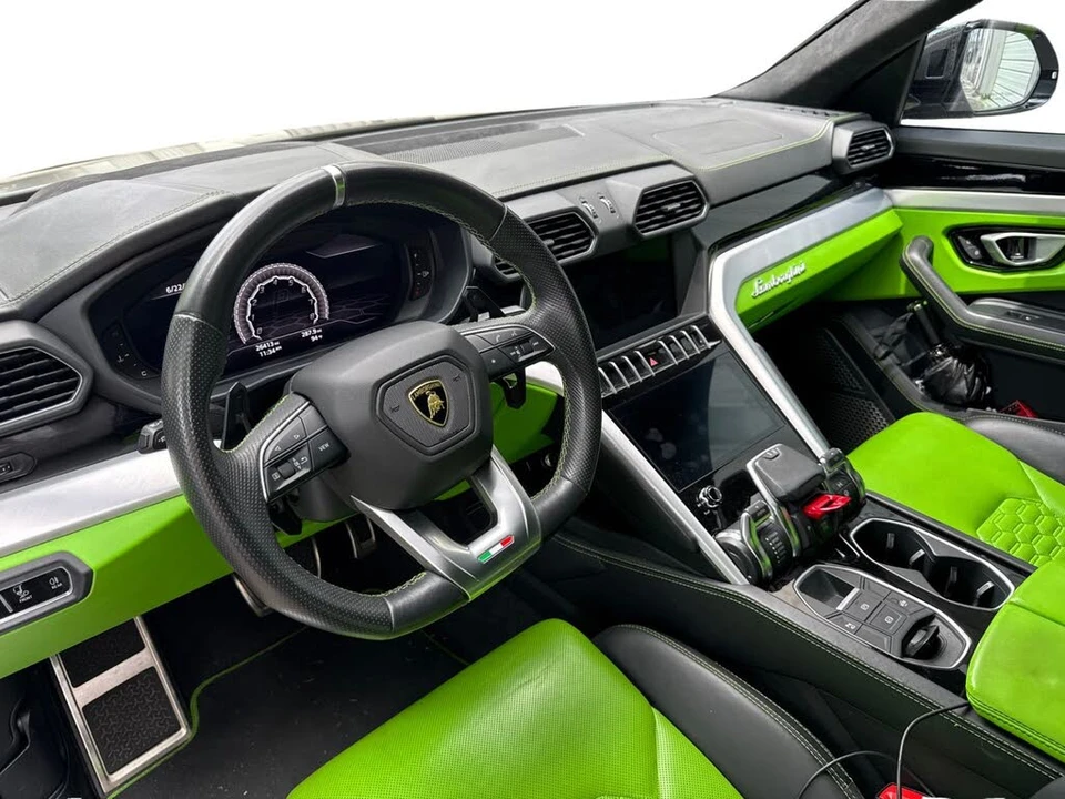 2019 Lamborghini Urus - Image 12 of 23