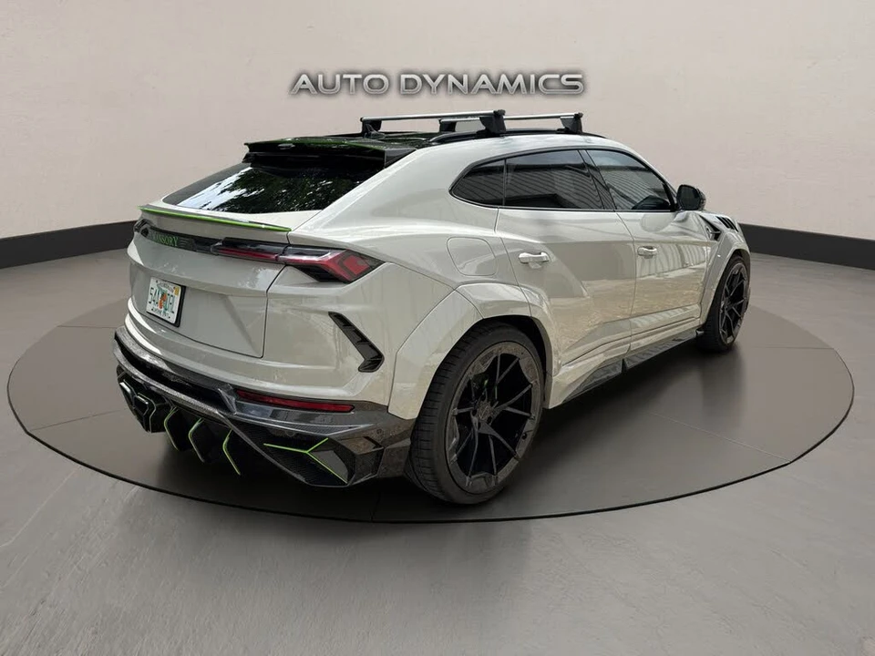 2019 Lamborghini Urus - Image 4 of 23