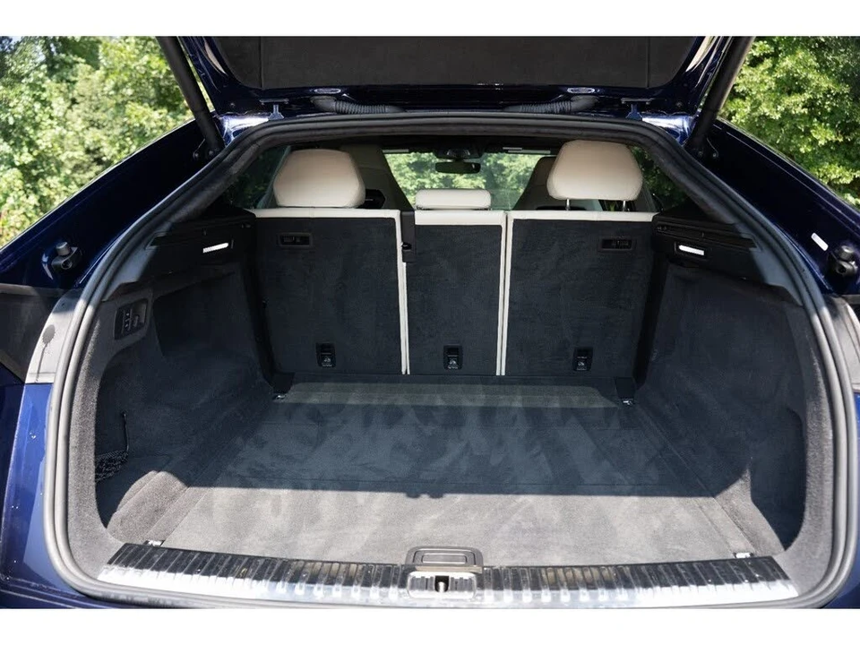 2019 Lamborghini Urus - Image 13 of 31
