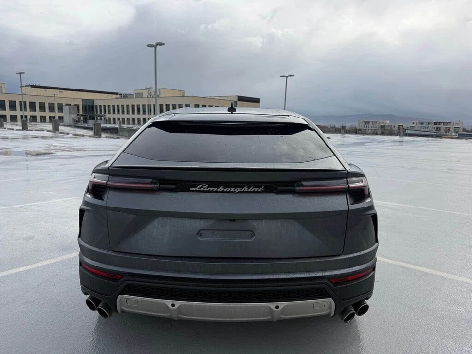 2019 Lamborghini Urus - Image 10 of 26