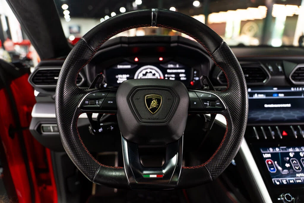 2019 Lamborghini Urus - Image 20 of 31