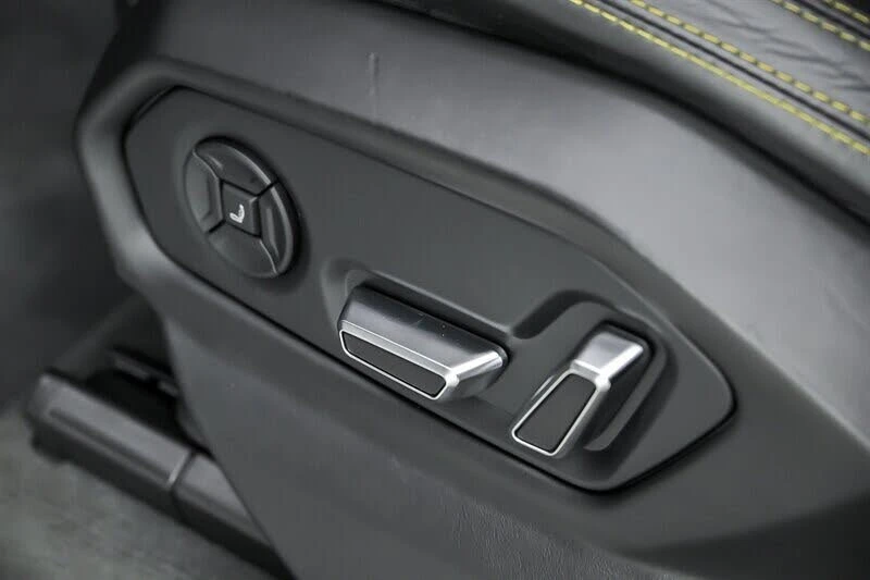 2019 Lamborghini Urus - Image 23 of 31