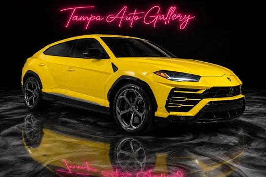 2019 Lamborghini Urus 4WD