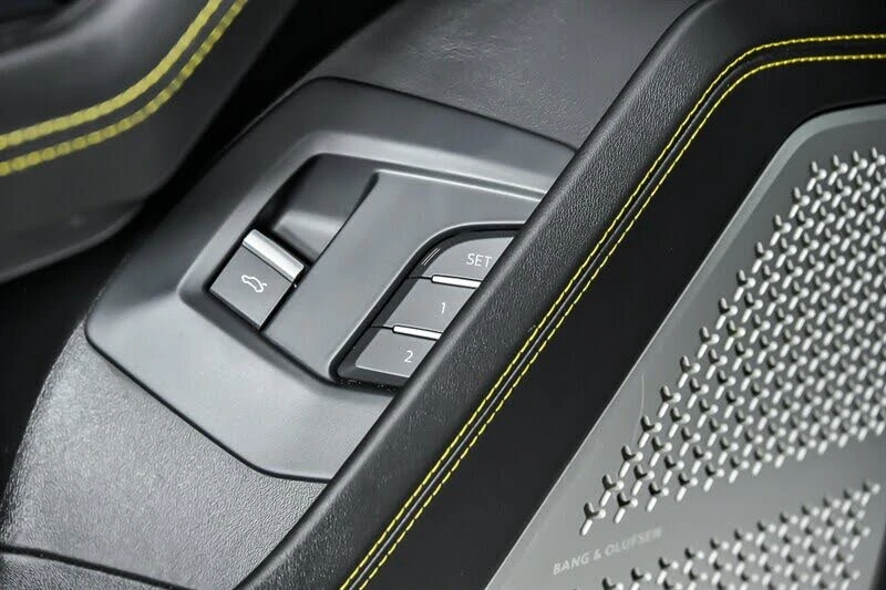 2019 Lamborghini Urus - Image 15 of 31