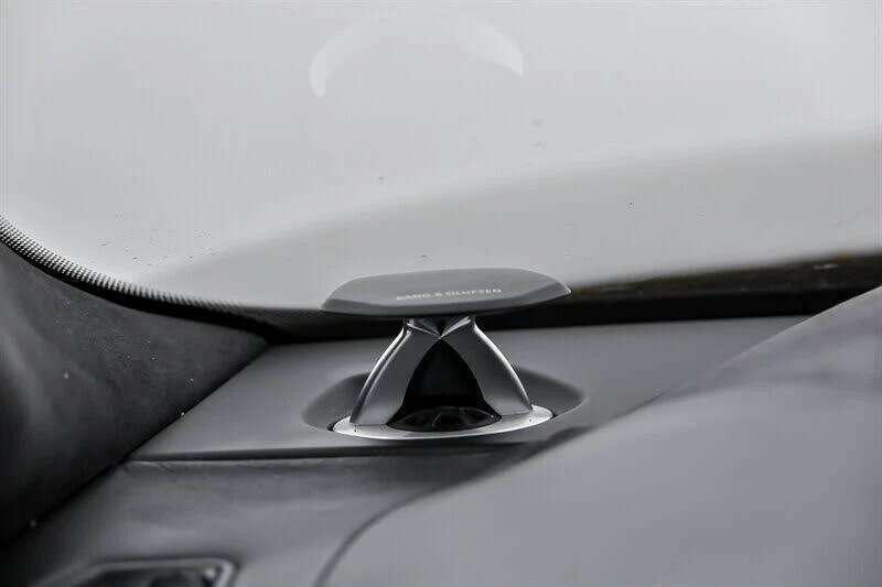 2019 Lamborghini Urus - Image 24 of 31