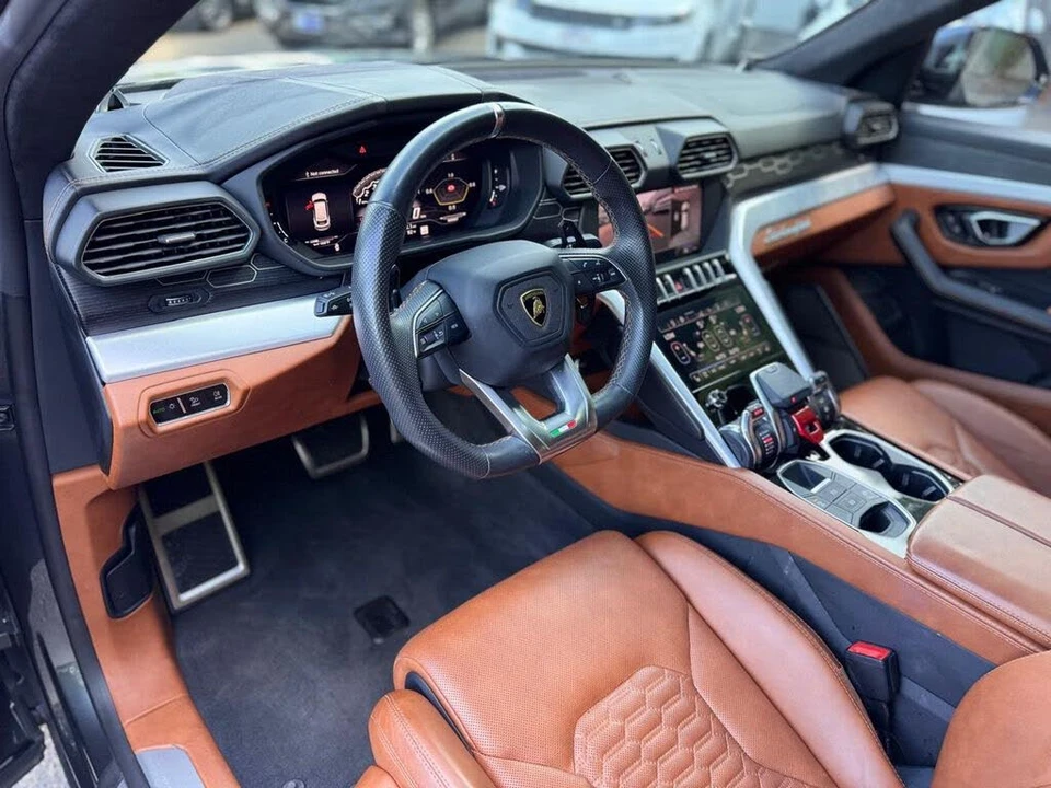 2019 Lamborghini Urus - Image 17 of 31