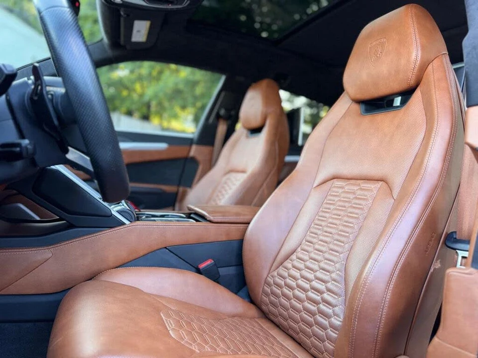 2019 Lamborghini Urus - Image 25 of 31