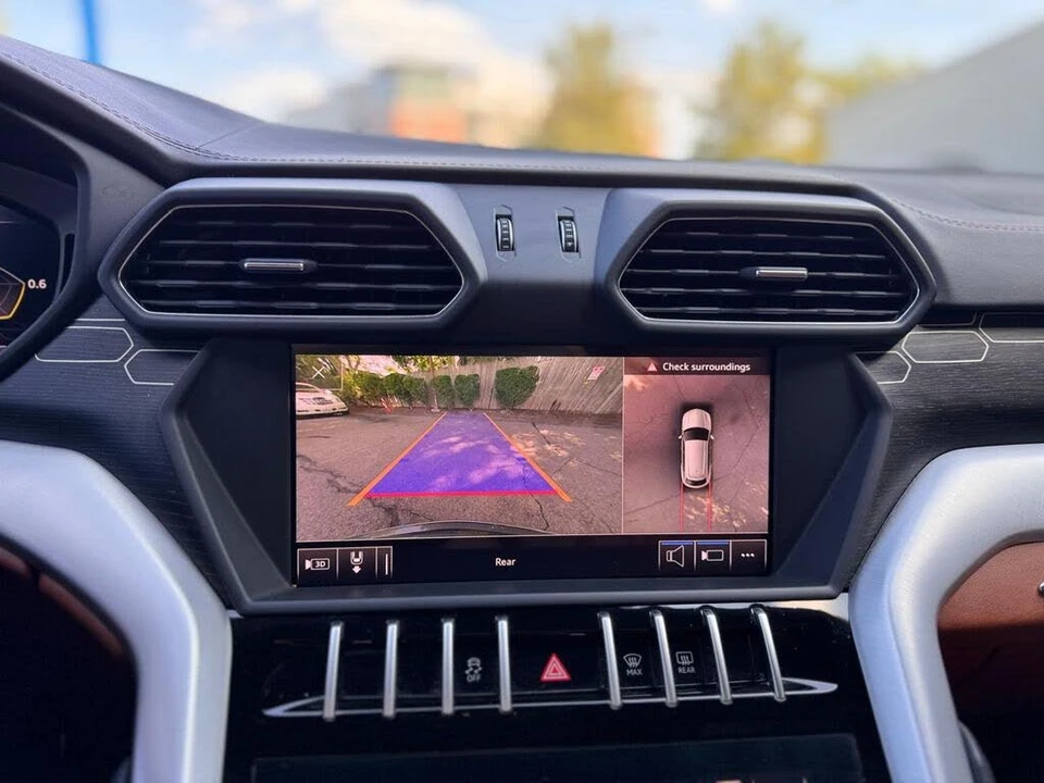 2019 Lamborghini Urus - Image 21 of 31