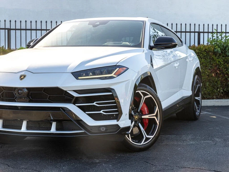 2019 Lamborghini Urus - Image 17 of 31