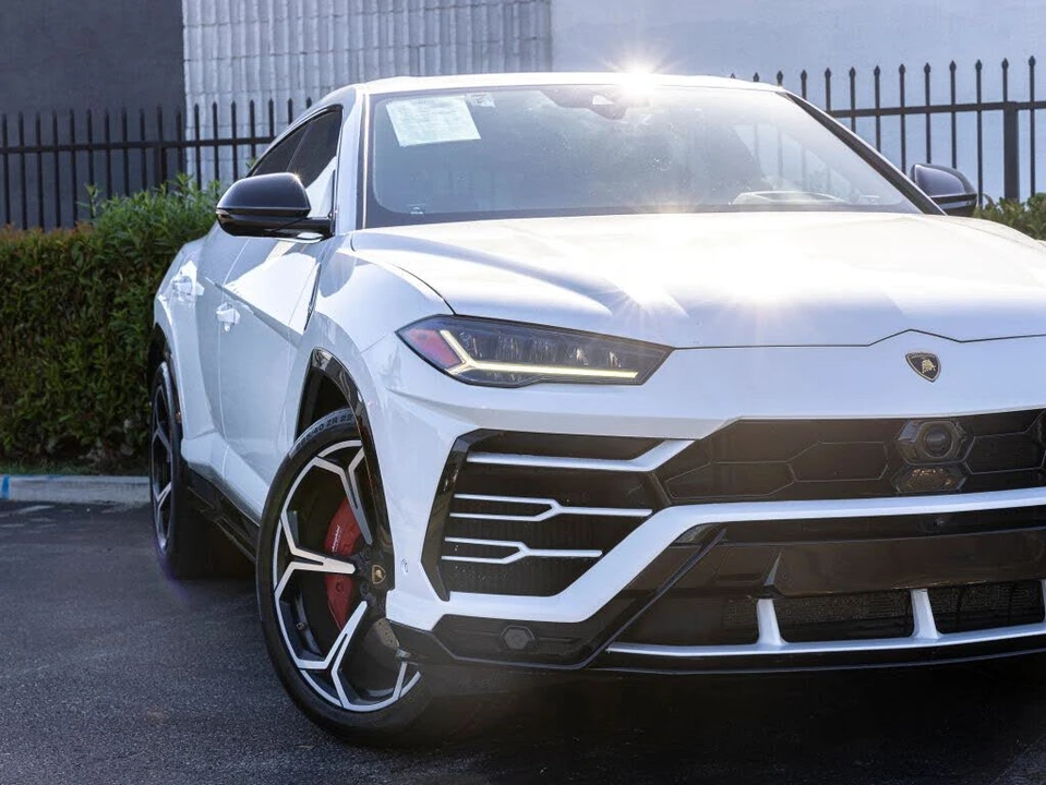 2019 Lamborghini Urus - Image 18 of 31