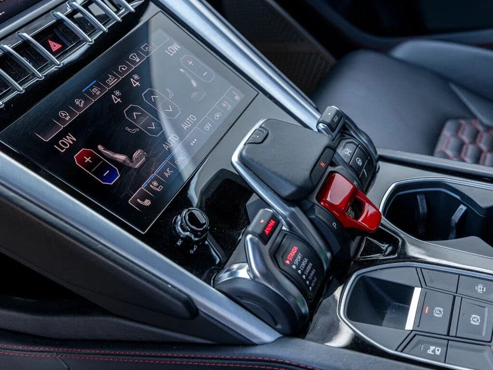 2019 Lamborghini Urus - Image 31 of 31