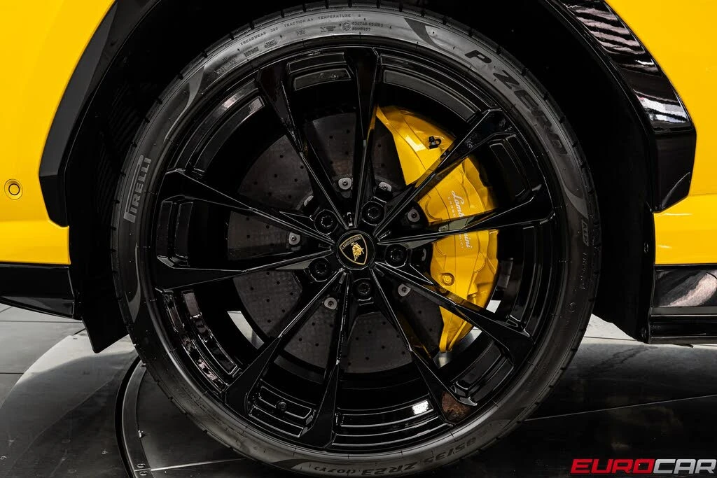 2019 Lamborghini Urus - Image 21 of 31