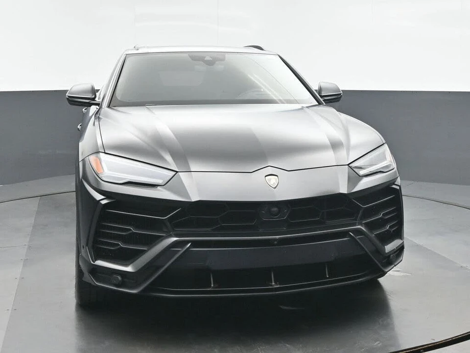 2019 Lamborghini Urus - Image 8 of 31