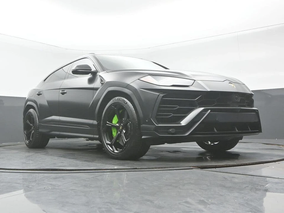 2019 Lamborghini Urus - Image 29 of 31