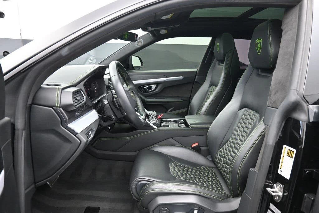 2019 Lamborghini Urus - Image 10 of 31