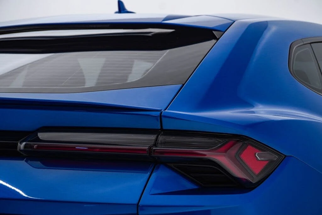 2019 Lamborghini Urus - Image 13 of 31