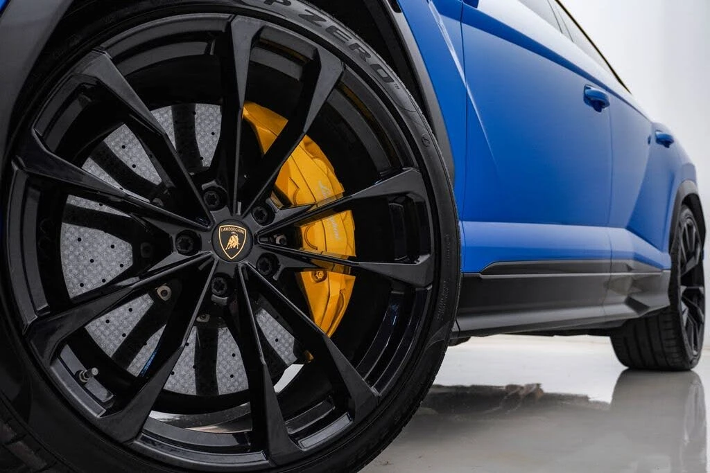 2019 Lamborghini Urus - Image 5 of 31