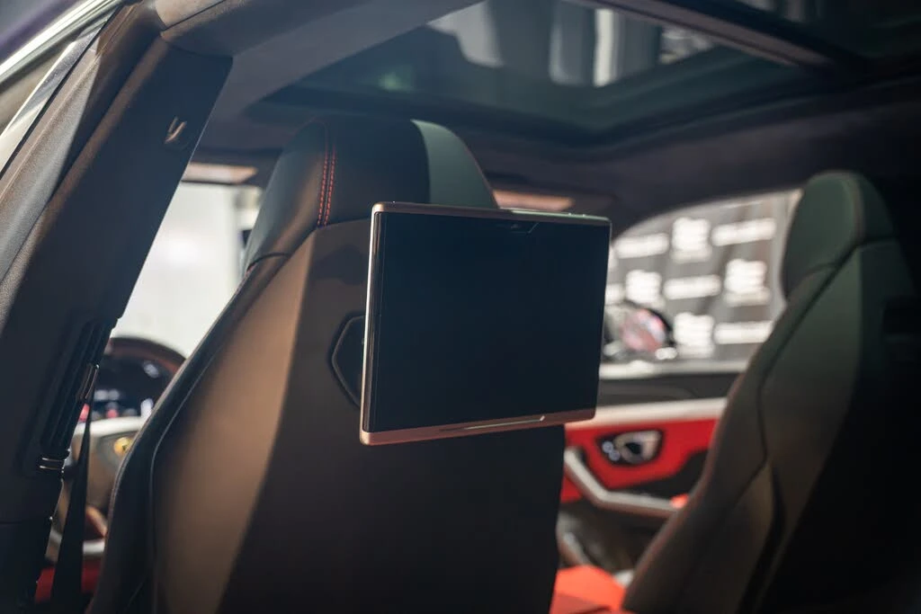 2019 Lamborghini Urus - Image 22 of 26