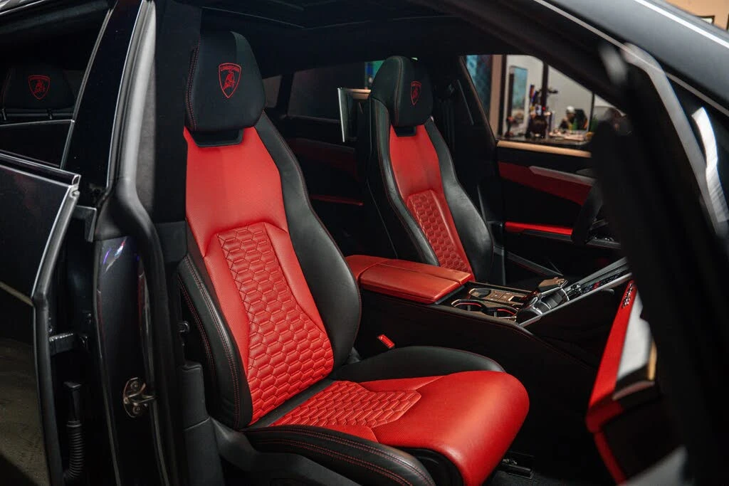 2019 Lamborghini Urus - Image 13 of 26
