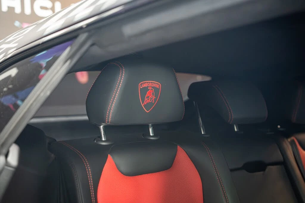 2019 Lamborghini Urus - Image 12 of 26