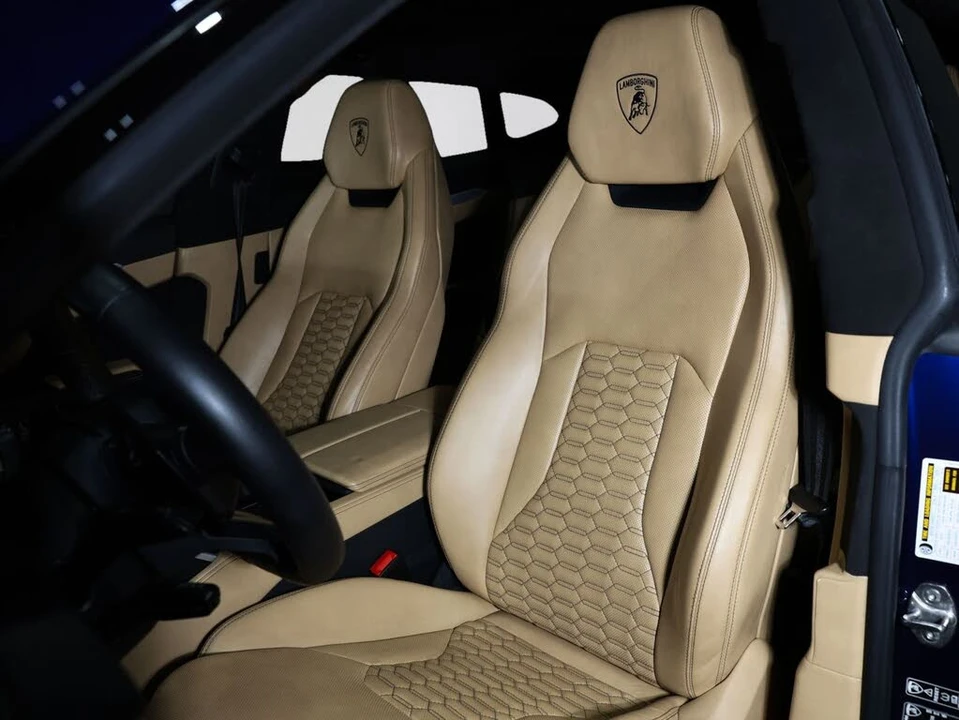 2019 Lamborghini Urus - Image 5 of 31