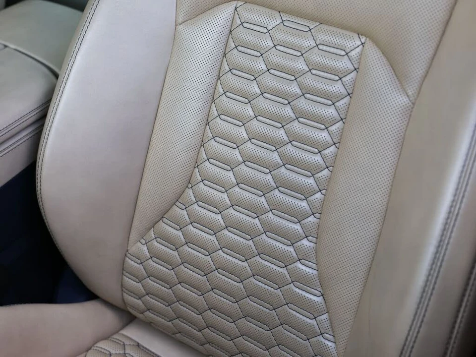 2019 Lamborghini Urus - Image 21 of 31