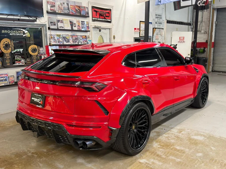 2019 Lamborghini Urus - Image 6 of 31