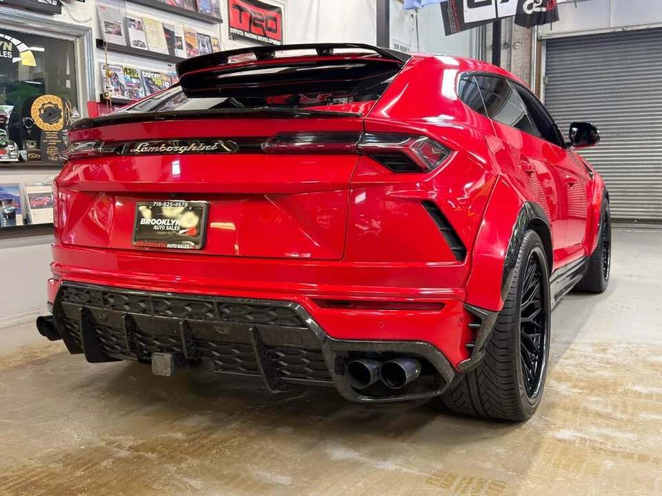 2019 Lamborghini Urus - Image 7 of 31