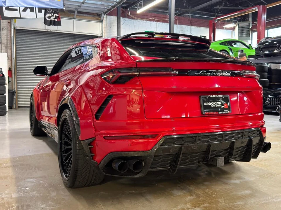 2019 Lamborghini Urus - Image 9 of 31