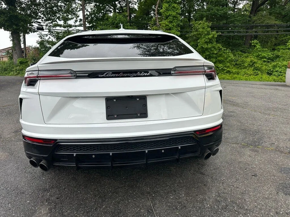 2019 Lamborghini Urus - Image 5 of 31