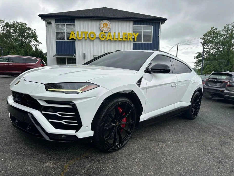 2019 Lamborghini Urus - Image 10 of 31