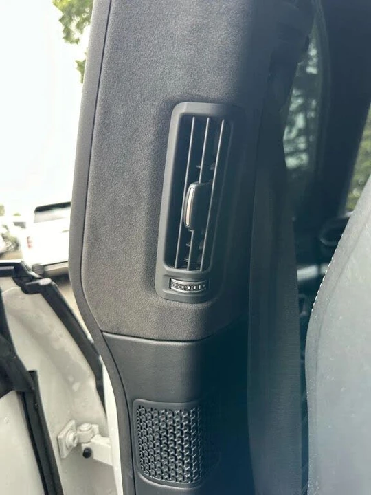 2019 Lamborghini Urus - Image 23 of 31