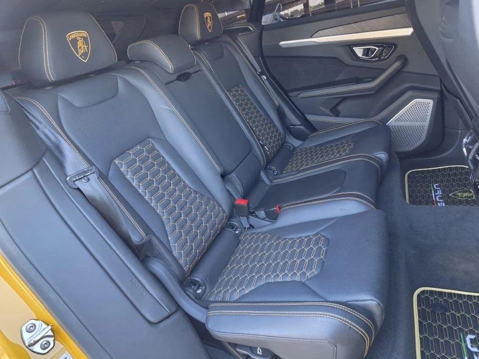 2019 Lamborghini Urus - Image 29 of 31