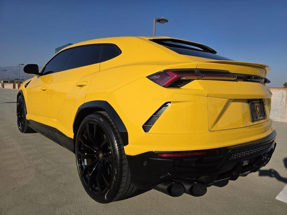 2019 Lamborghini Urus - Image 10 of 31