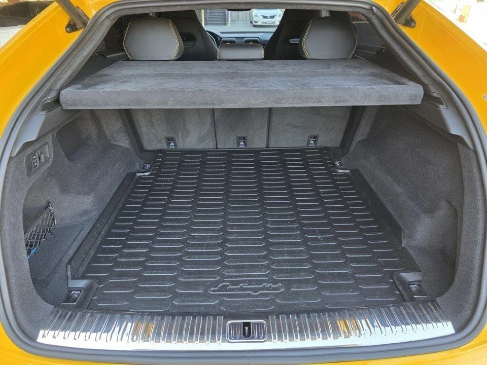2019 Lamborghini Urus - Image 30 of 31