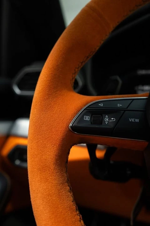 2019 Lamborghini Urus - Image 13 of 20