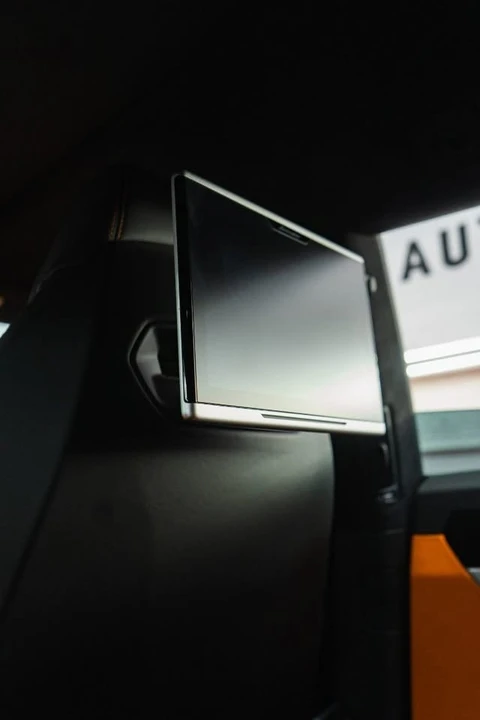 2019 Lamborghini Urus - Image 19 of 20