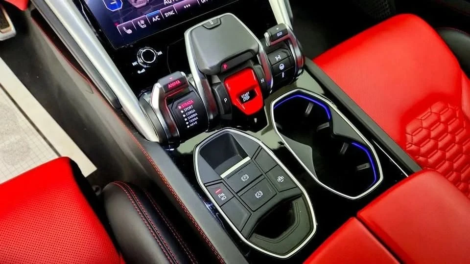 2019 Lamborghini Urus - Image 18 of 20