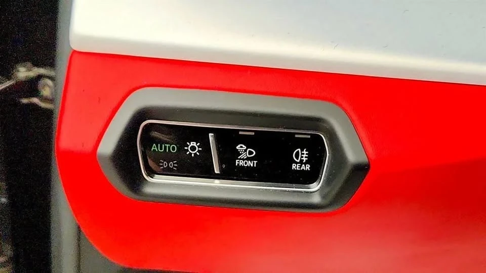 2019 Lamborghini Urus - Image 17 of 20