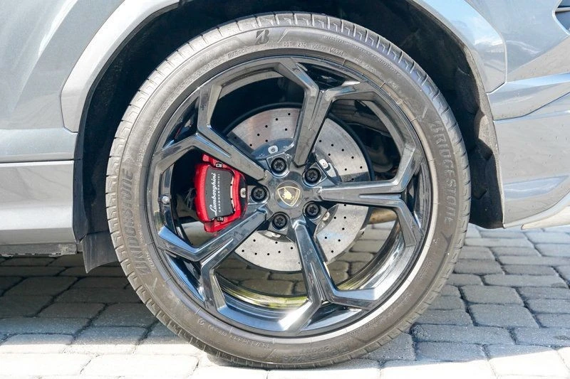 2019 Lamborghini Urus - Image 17 of 21