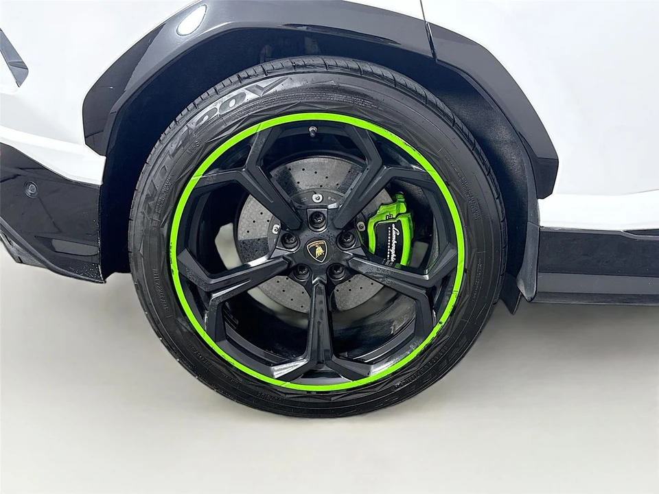 2019 Lamborghini Urus - Image 29 of 30