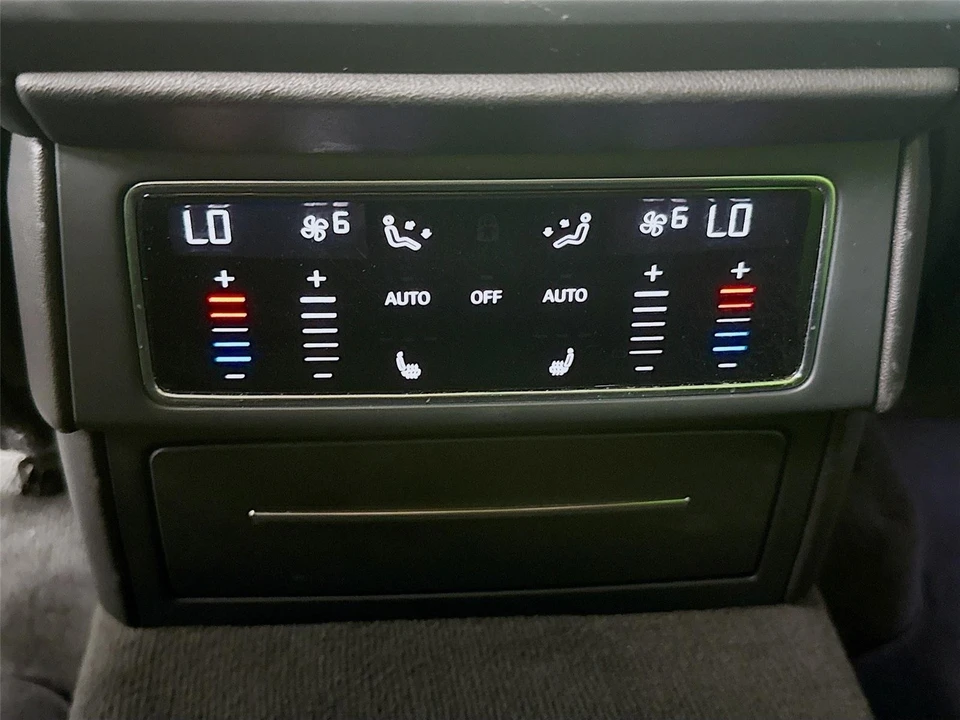 2019 Lamborghini Urus - Image 15 of 30