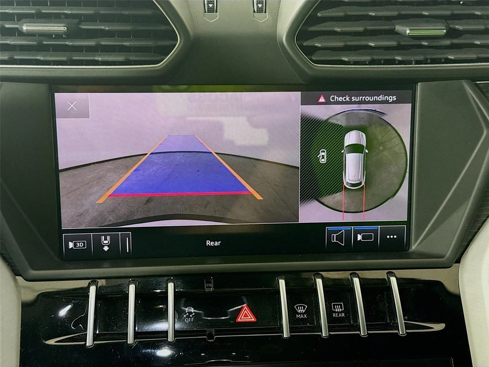 2019 Lamborghini Urus - Image 10 of 30