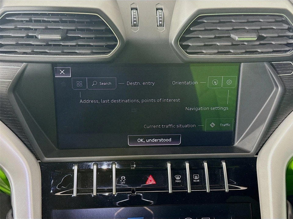 2019 Lamborghini Urus - Image 11 of 30
